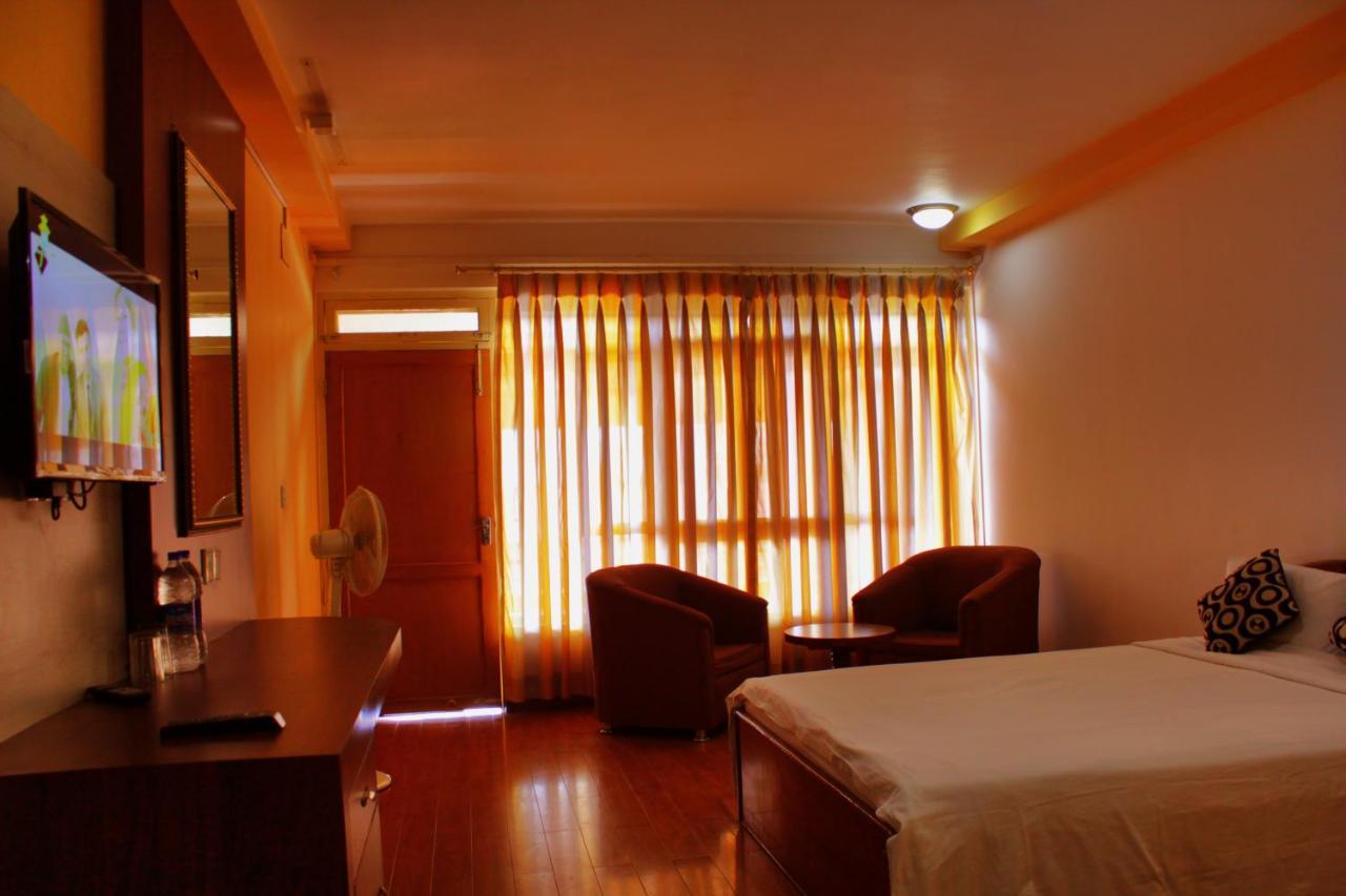 โฮเต็ล มิสติก บุดดา Bed & Breakfast กาฐมาณฑุ ภายนอก รูปภาพ